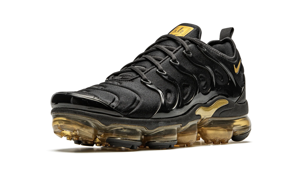 Air VaporMax Plus "Black / Gold" CW7299 001