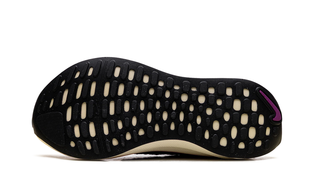 ReactX Infinity Run 4 Wmns "Black / Violet" DR2670 011