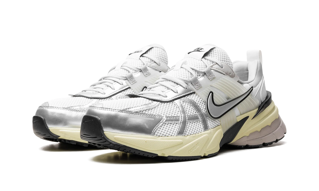 V2K Run "Pure Platinum Metallic Silver" HJ4497 100