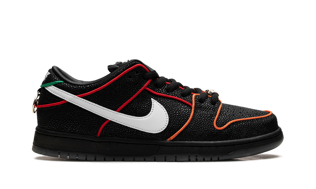 SB Dunk Low "Bronx Girls Skate" HV1664 001