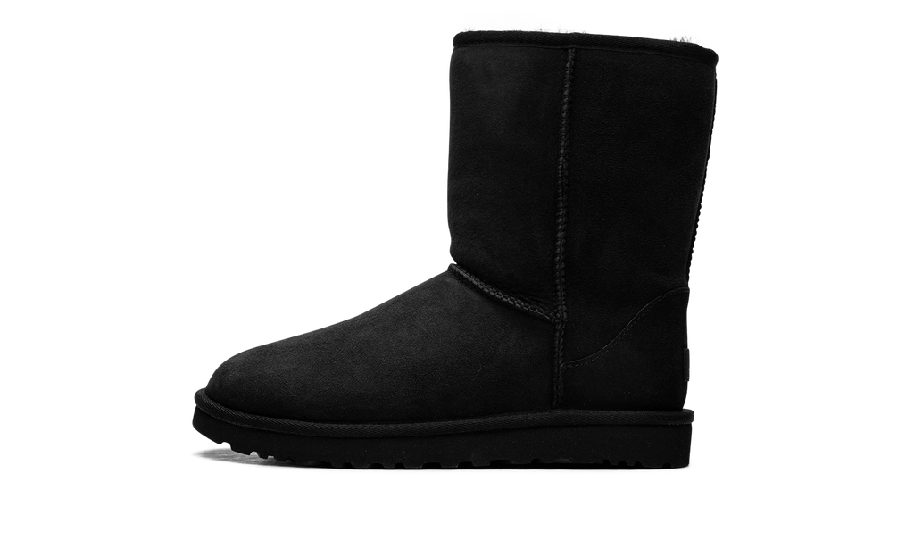 Classic Short II Boot WMNS "Black" 1016223 BLK