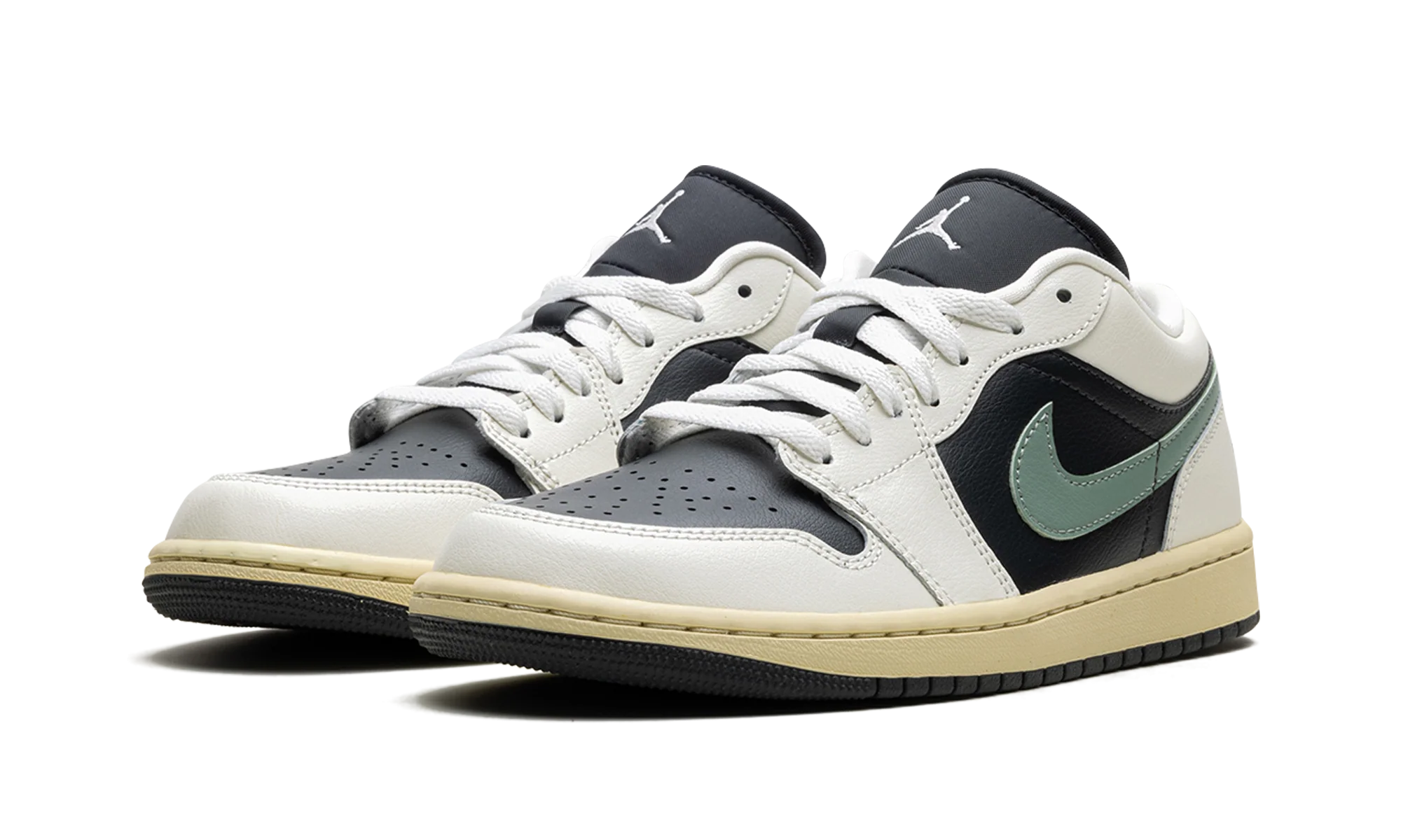 Air Jordan 1 Low WMNS "Jade Smoke" DC0774 001