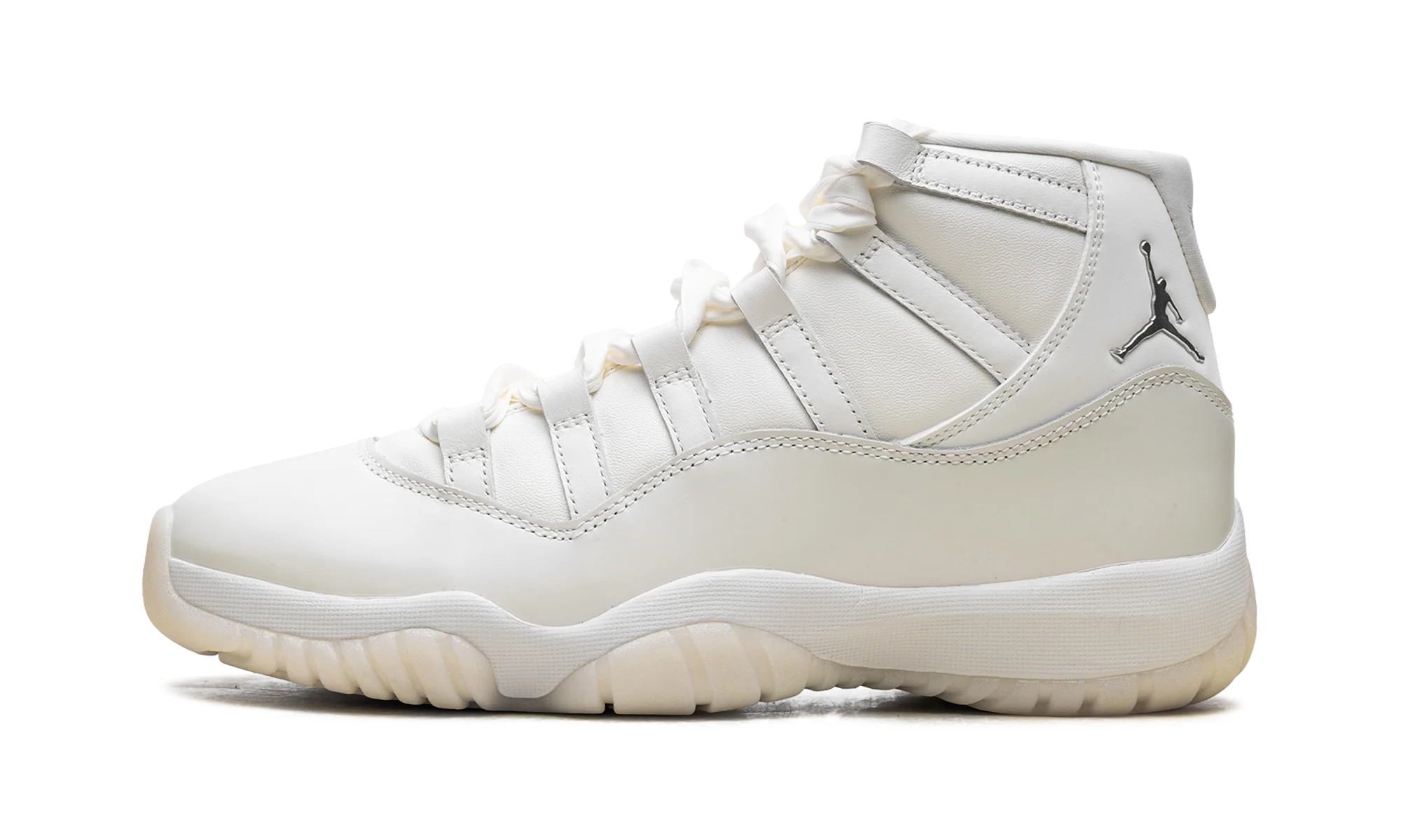 Air Jordan 11 WMNS "Pearl" AR0715 110