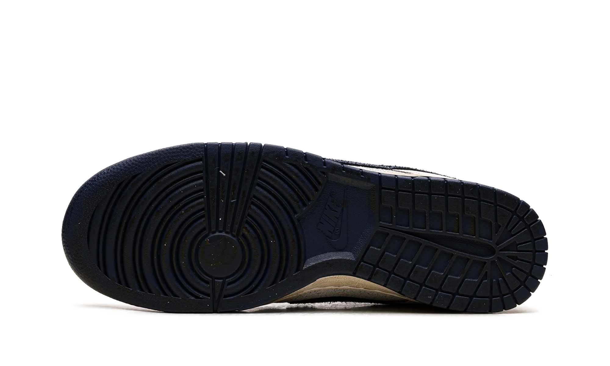 Dunk Low "Stranger Things Phantom" IH6766 001