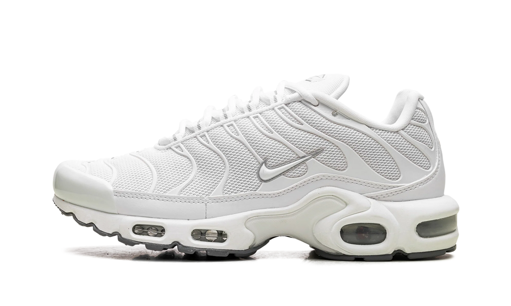 Air Max Plus "Triple White" 604133 139