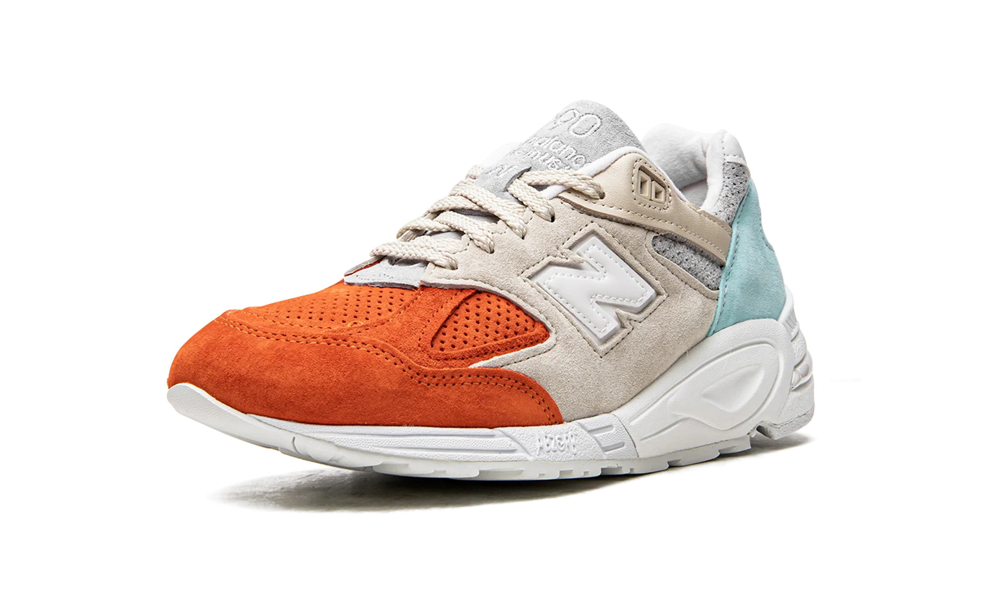 990 v2 "Kith Cyclades" M990KC2