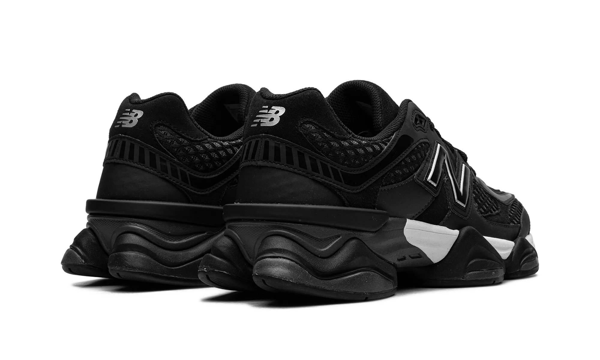 9060 "Shoe Palace - Black/Silver" U9060PNR