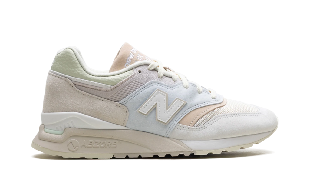 997.5 "MiUSA Kith Easter White Ice Blue Peach" U9975KT