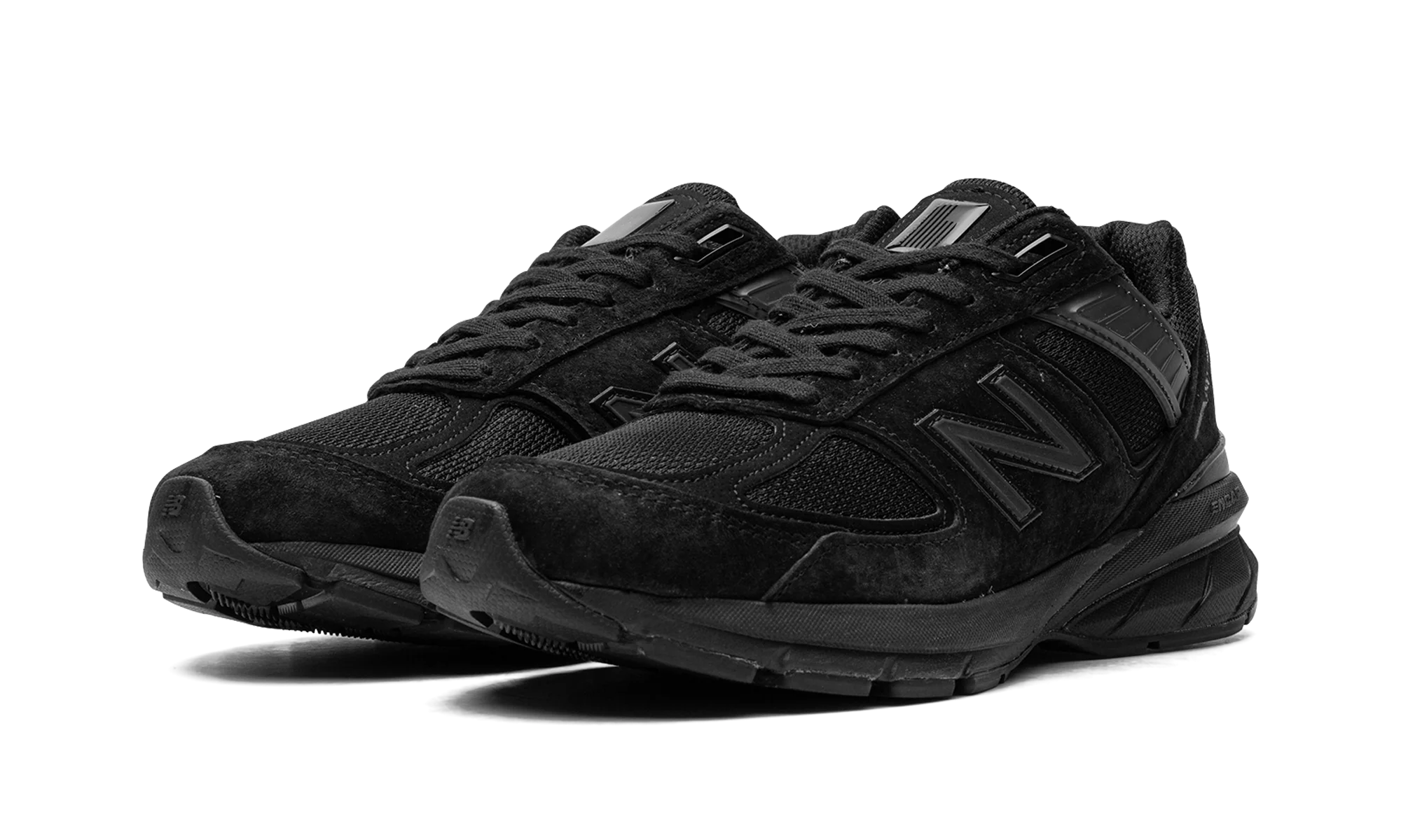 990v5 "Made in USA Triple Black" M990BB5