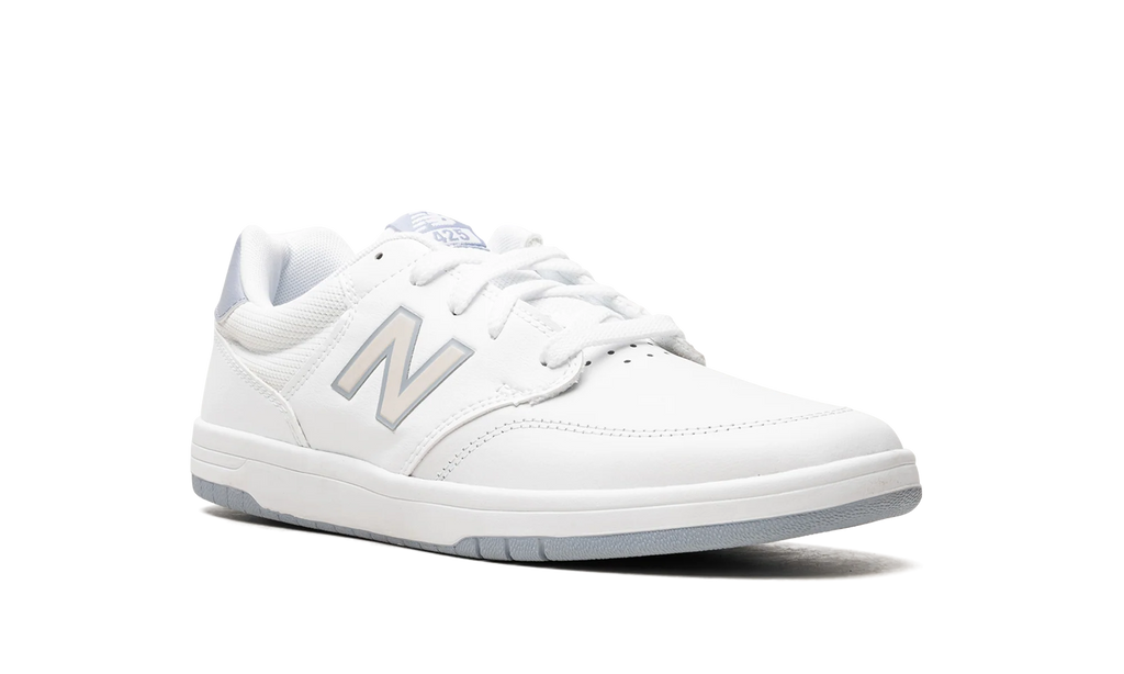 Numeric 425 "White / Platinum" NM425NAS