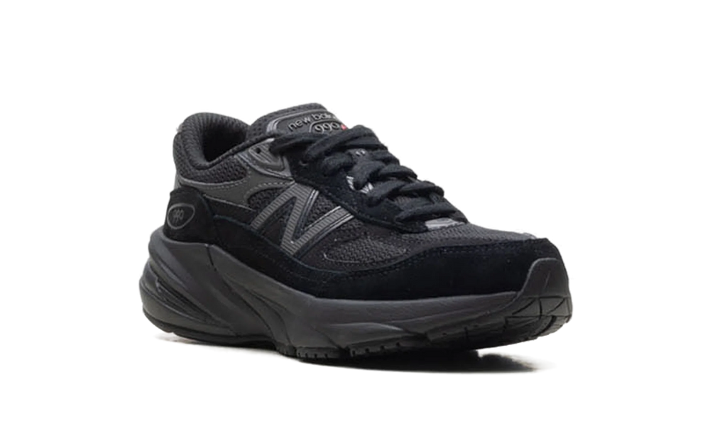990v6 GS "Triple Black" GC990BB6