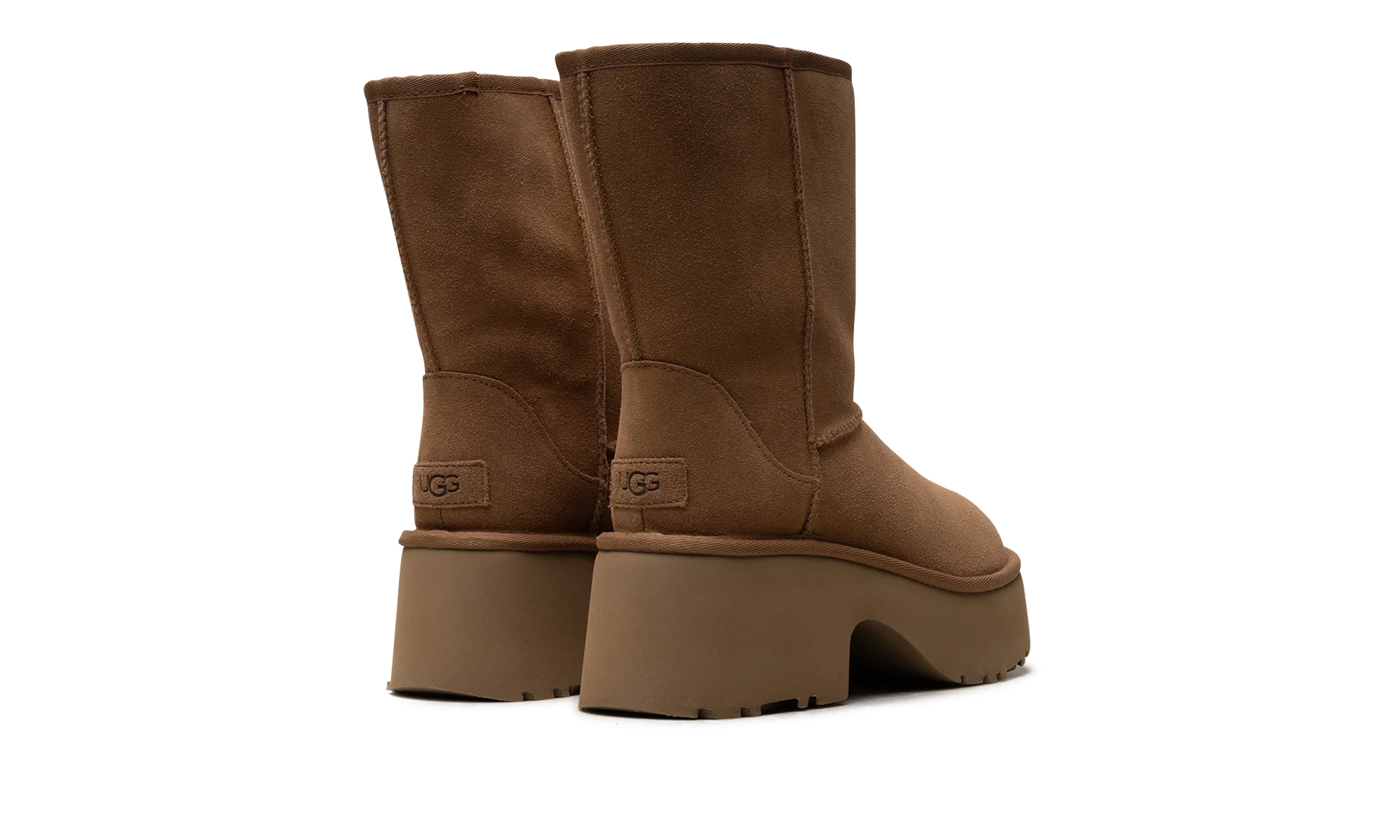 Classic Short New Heights Boot WMNS "Chestnut" 1158310 CHE