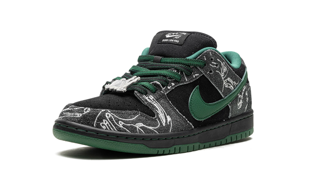 SB Dunk Low "There Skateboards" HF7743 001