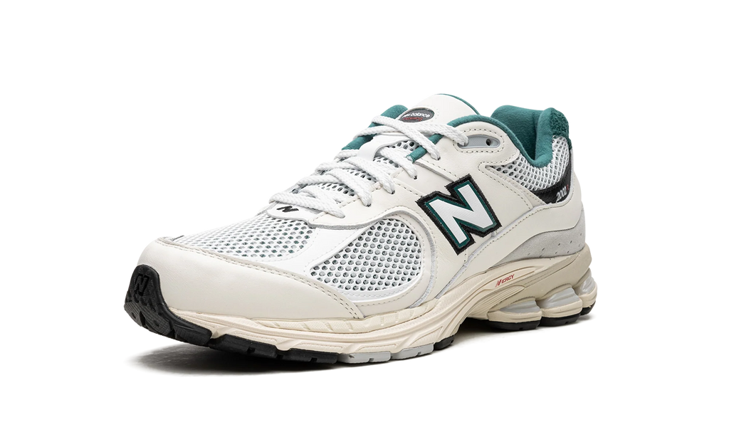 2002R "Sea Salt/Vintage Teal" M2002RVD