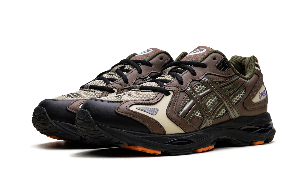 GEL-K1011 "Gallery Dept - Khaki Clay Canyon" 1203A693 300