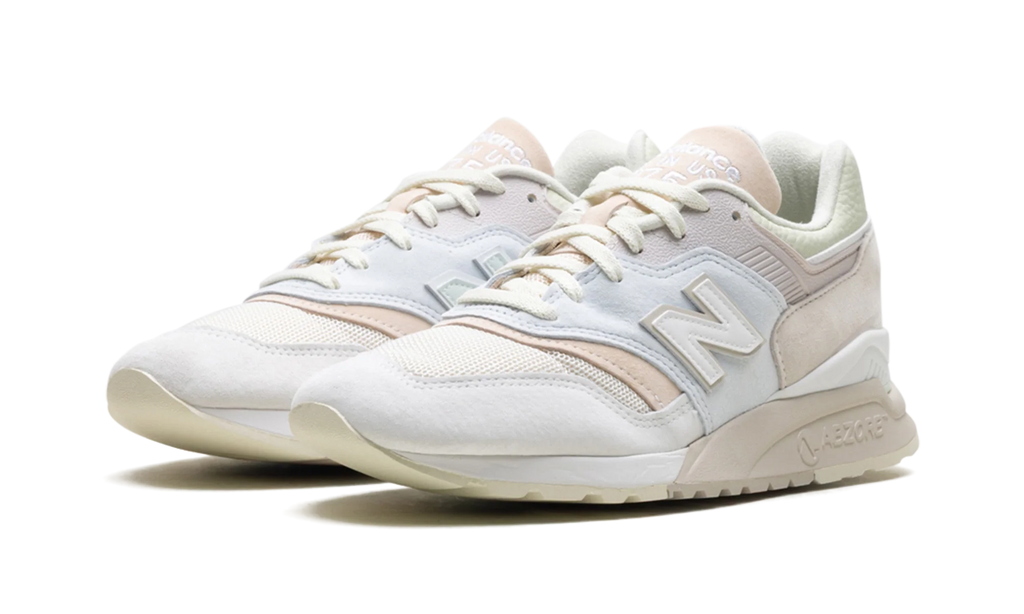 997.5 "MiUSA Kith Easter White Ice Blue Peach" U9975KT