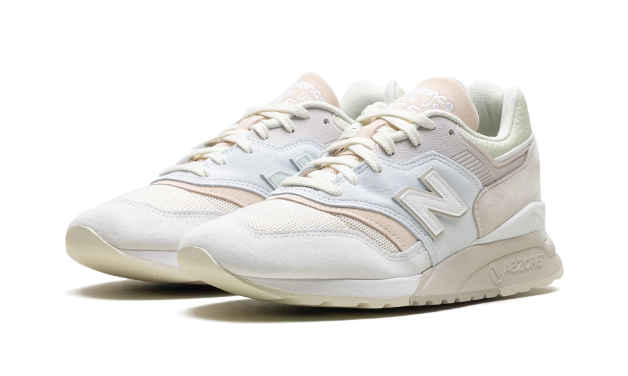 997.5 "MiUSA Kith Easter White Ice Blue Peach" U9975KT