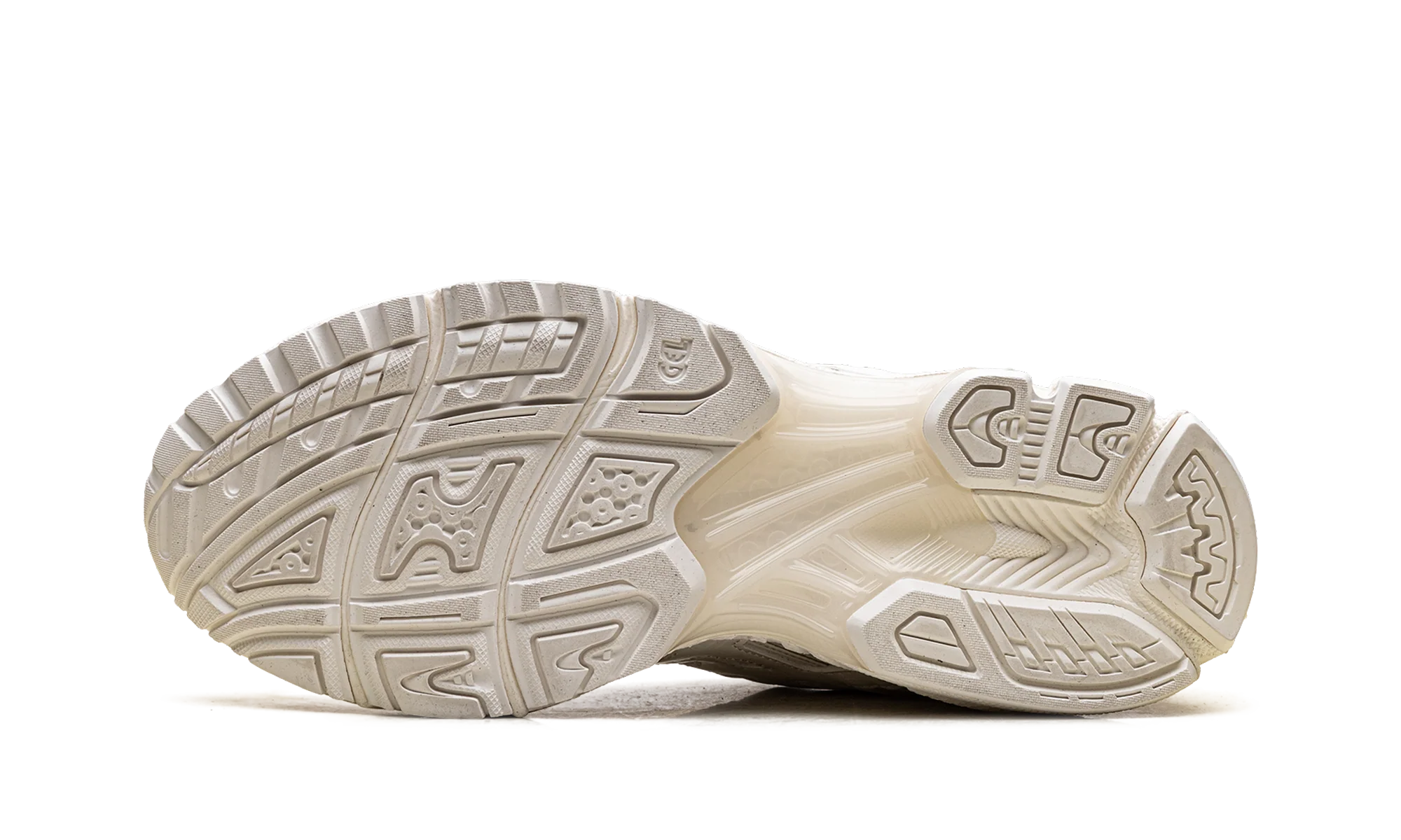 GEL-Nimbus 10.1 "Kimhēkim - White" 1203A833 100