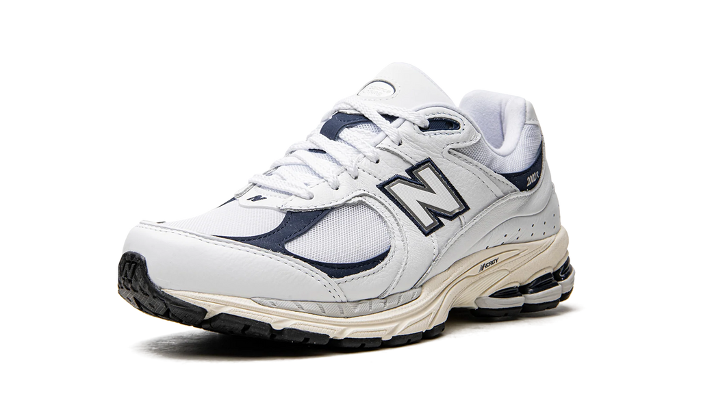 2002R "White / Natural Indigo" M2002RHQ
