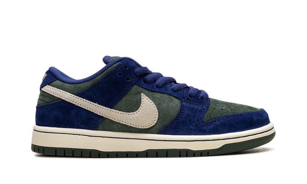 SB Dunk "Deep Royal Blue" HF3704 400