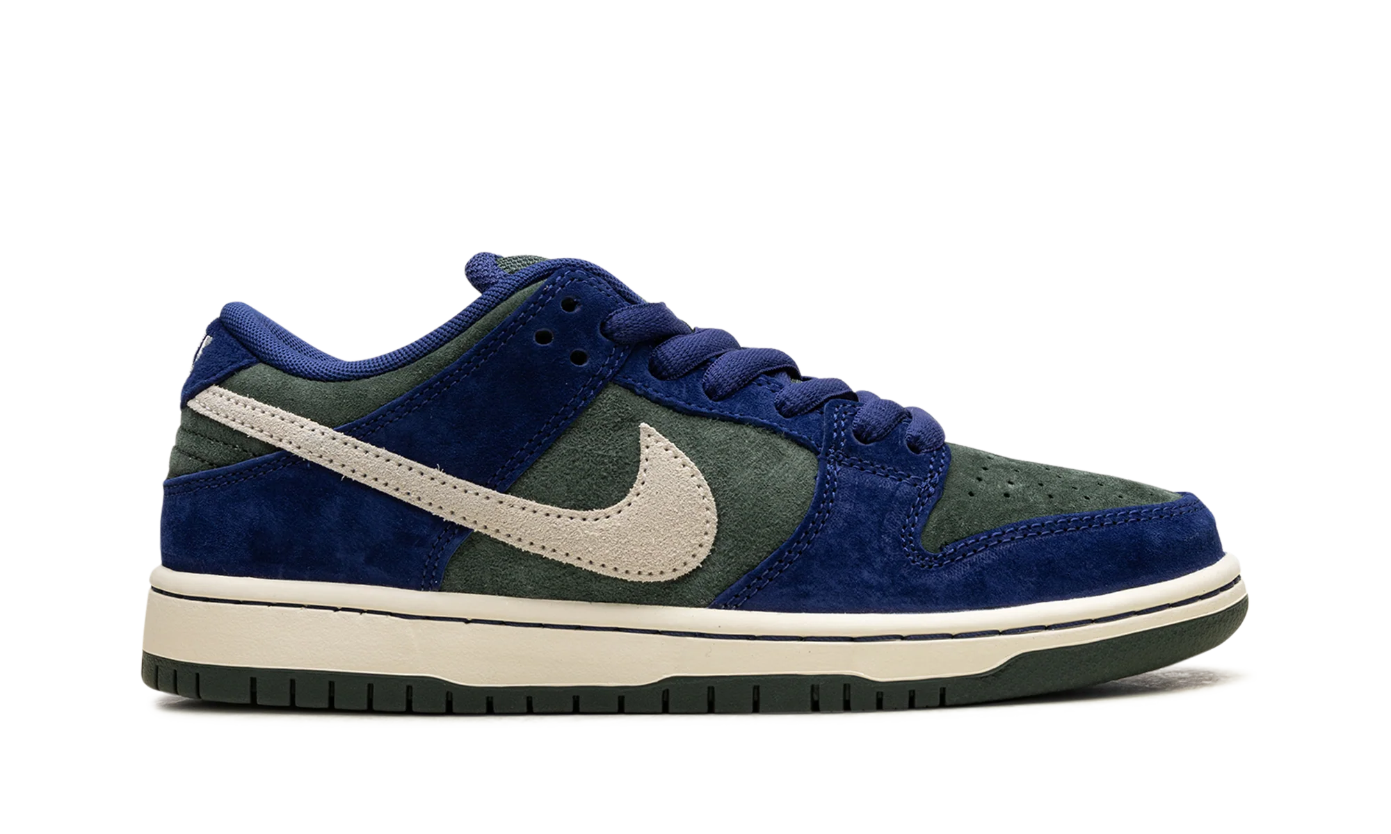SB Dunk "Deep Royal Blue" HF3704 400