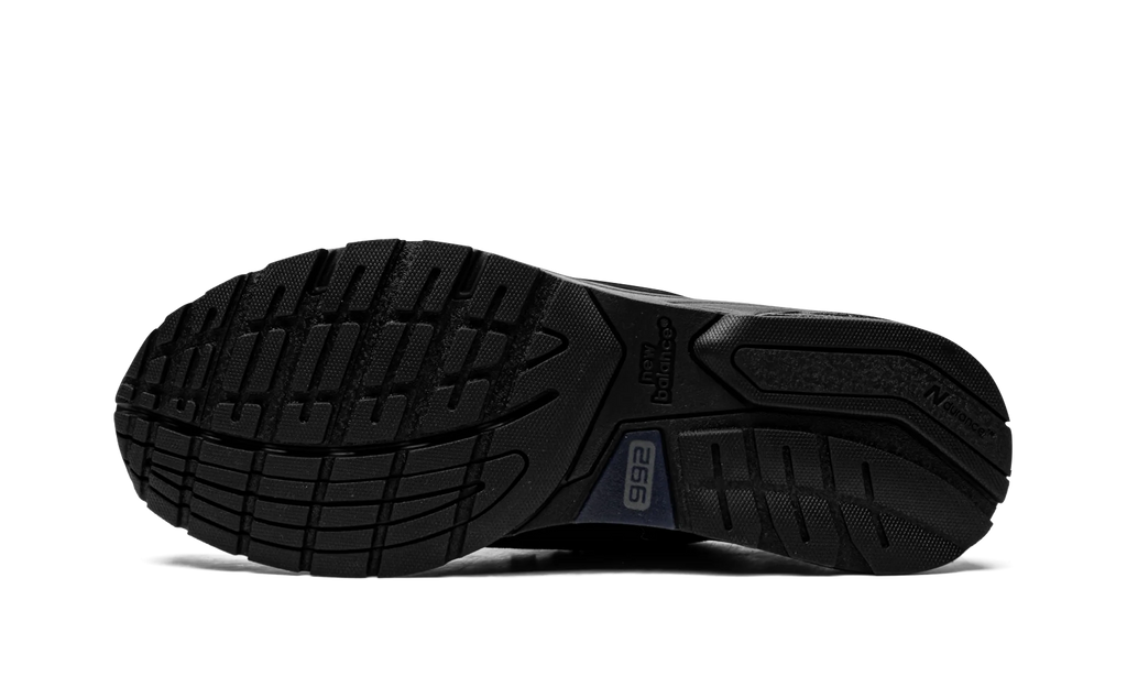 992 "Triple Black" M992EA