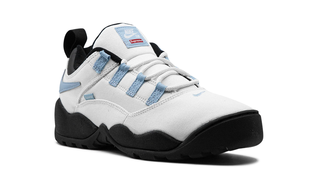 SB Darwin Low "Supreme - Sail" FQ3000 100