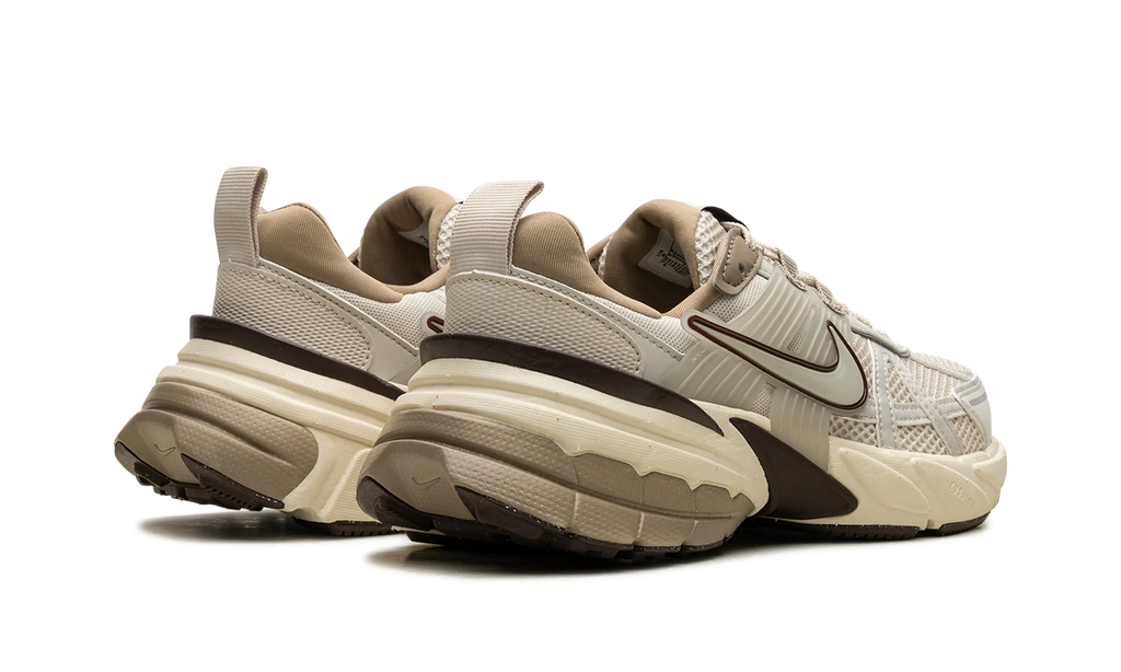 V2K RUN WMNS "Light Orewood Brown" FD0736 103