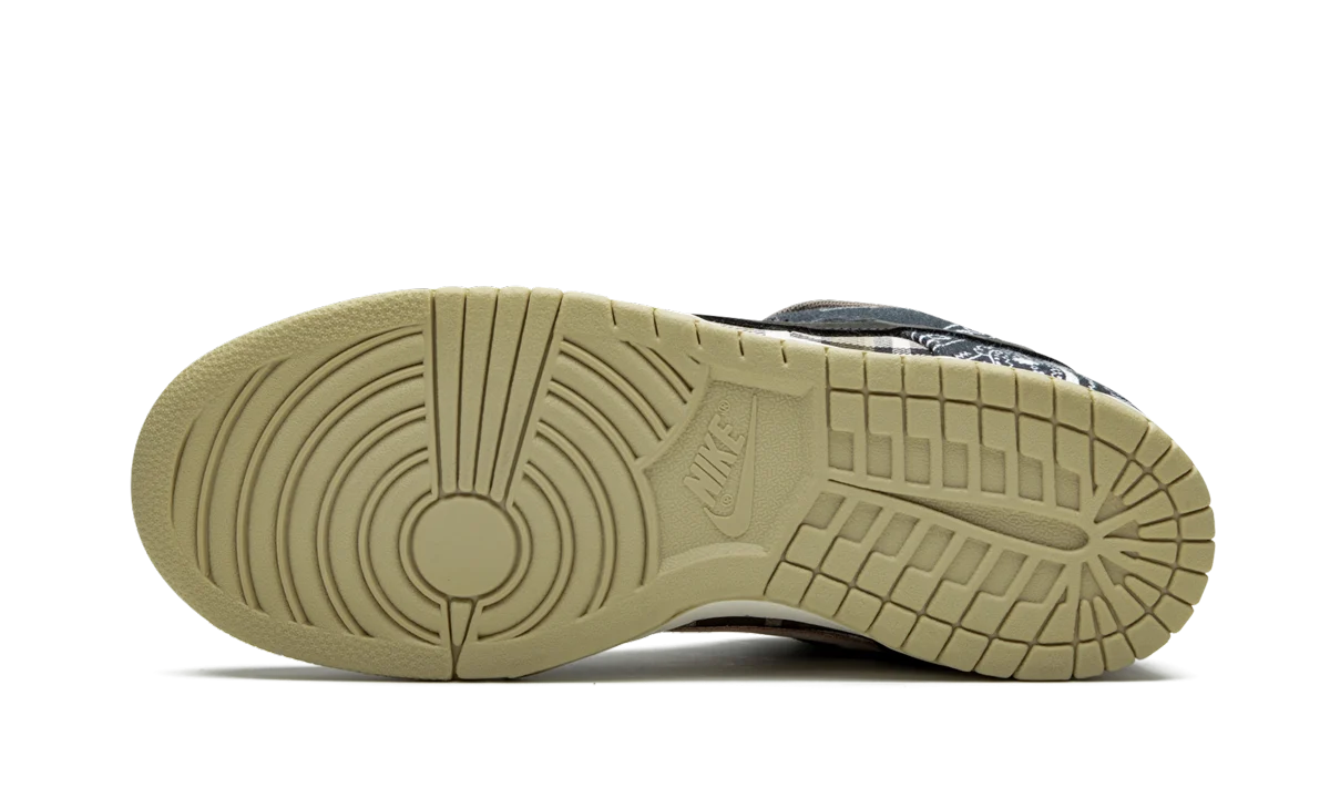 SB Dunk Low QS Special Box "Travis Scott" CT5053 001A