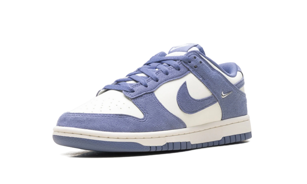 Dunk Low WMNS "World Indigo Mini Swoosh" IB4417 103