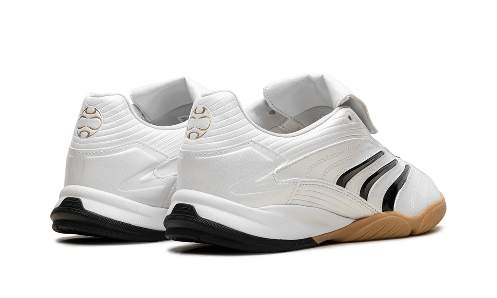 Predator Sala "Zero Metallic Black Gum" JQ3915