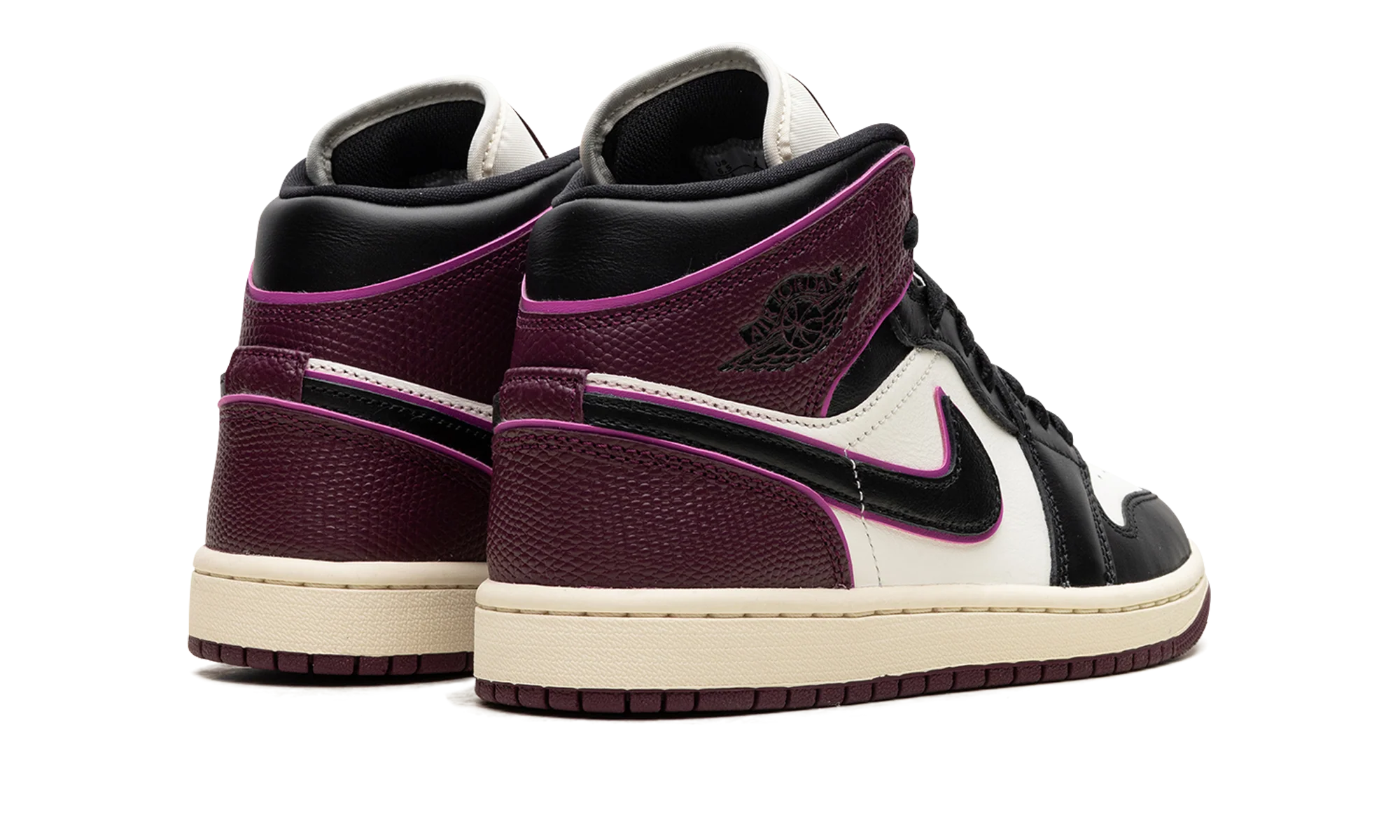 Air Jordan 1 "Bordeaux" FQ7818 101