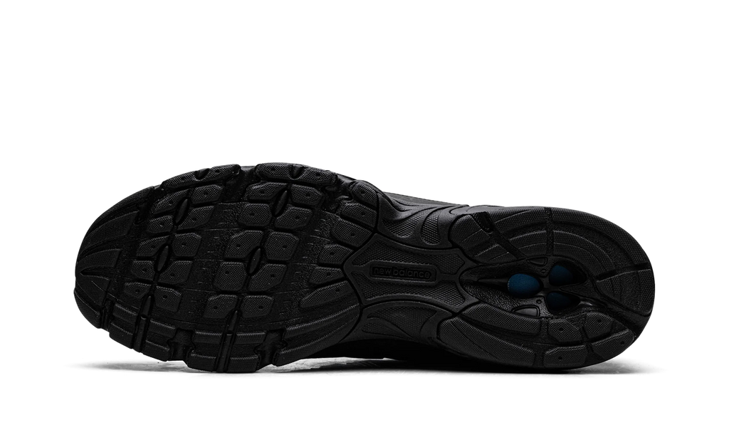 740 "Black with Silver Metallic" U740BS2
