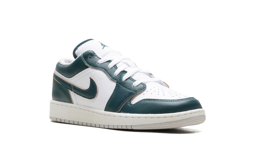 Jordan 1 Low SE GS "Oxidized Green" FQ8041 300