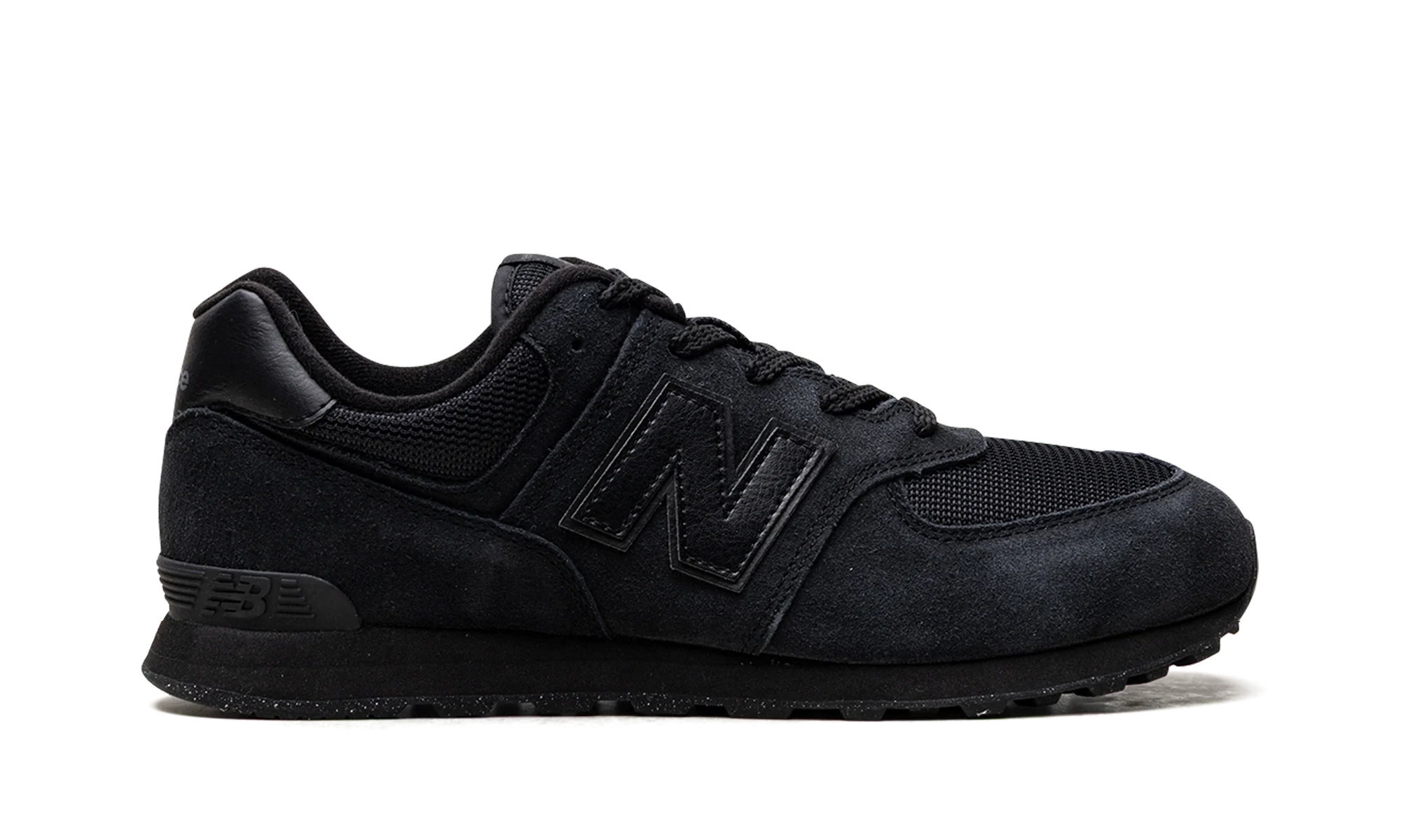 574 GS "Triple Black" GC574EVE