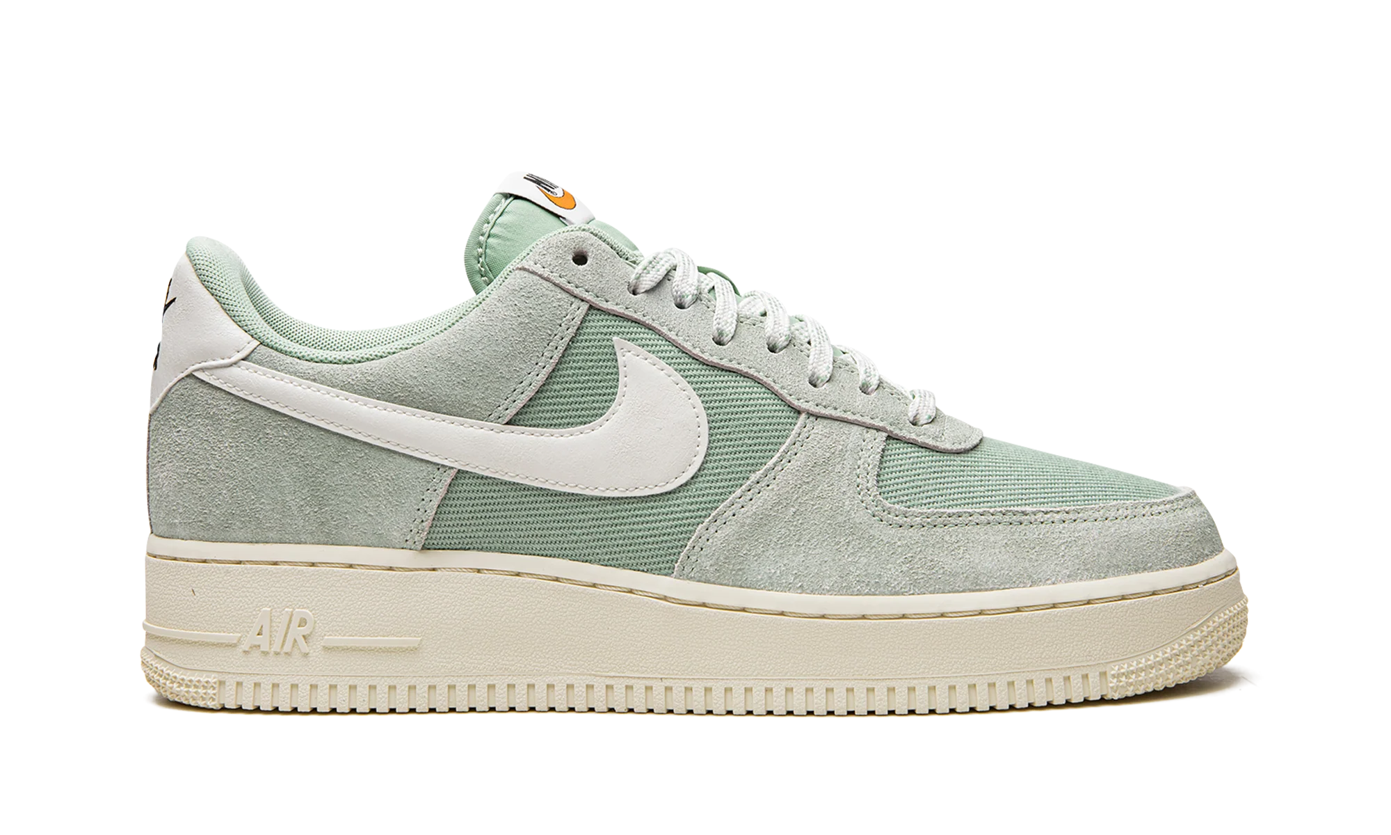 Air Force 1 "Certified Fresh" DO9801 300