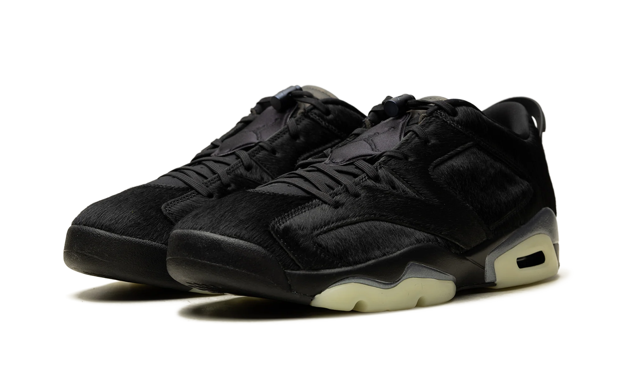 Air Jordan 6 WMNS "Blackout" IO9786 001