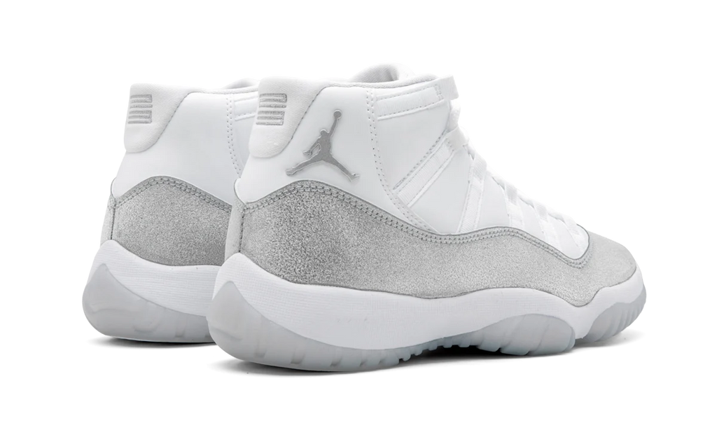 AIR JORDAN 11 RETRO WMNS "METALLIC SILVER" AR0715 100