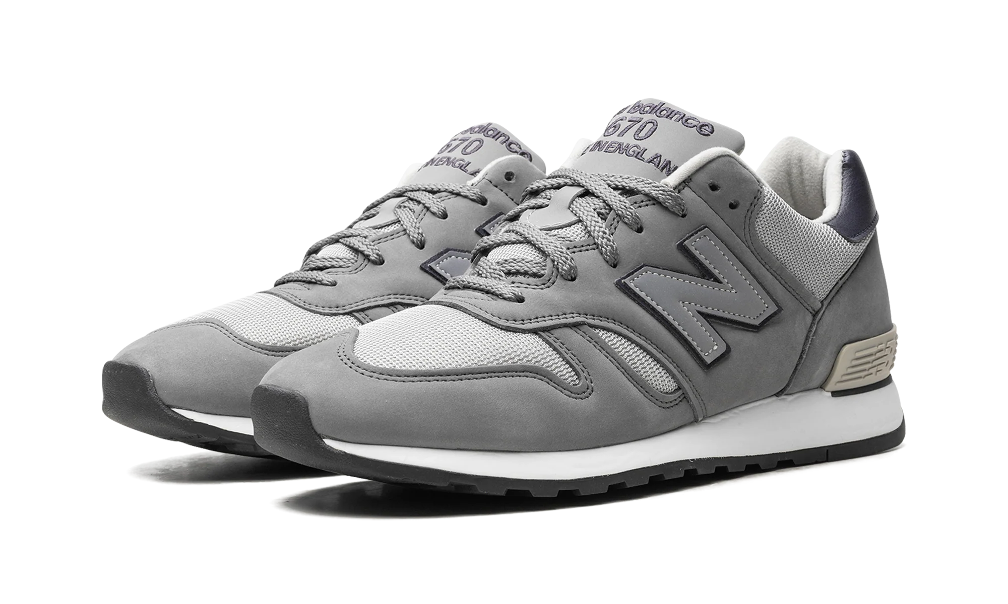 670 "Made in England - Grey" M670GNS