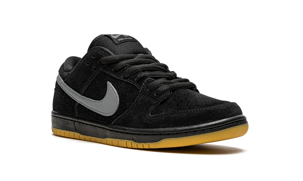 SB Dunk Low Pro "Fog" BQ6817 010