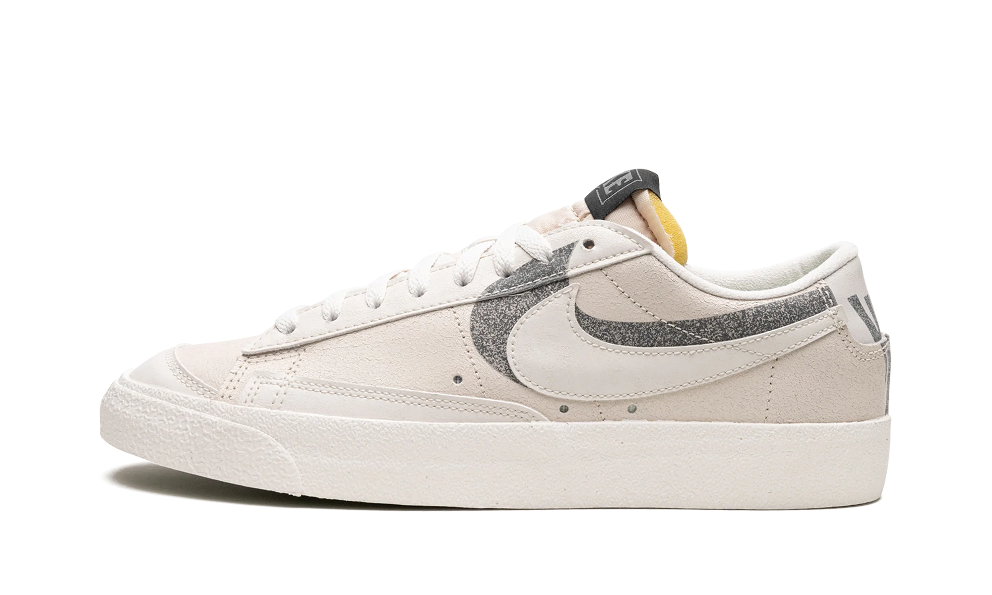 Blazer Low "Shadow Halloween" DQ7671 001
