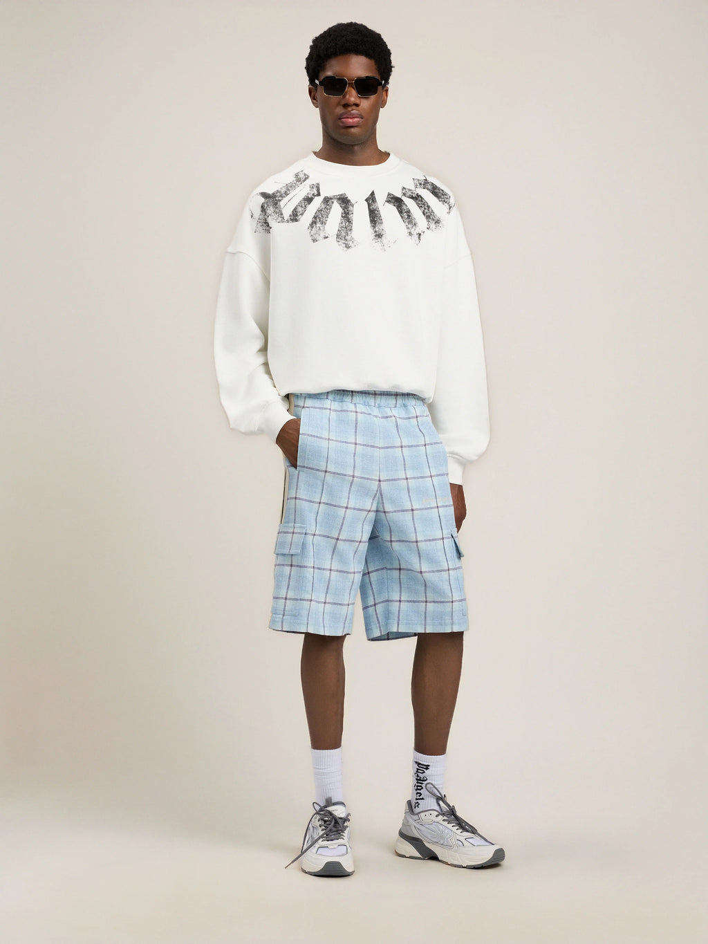 Big Neck Logo Loose Sweatshirt