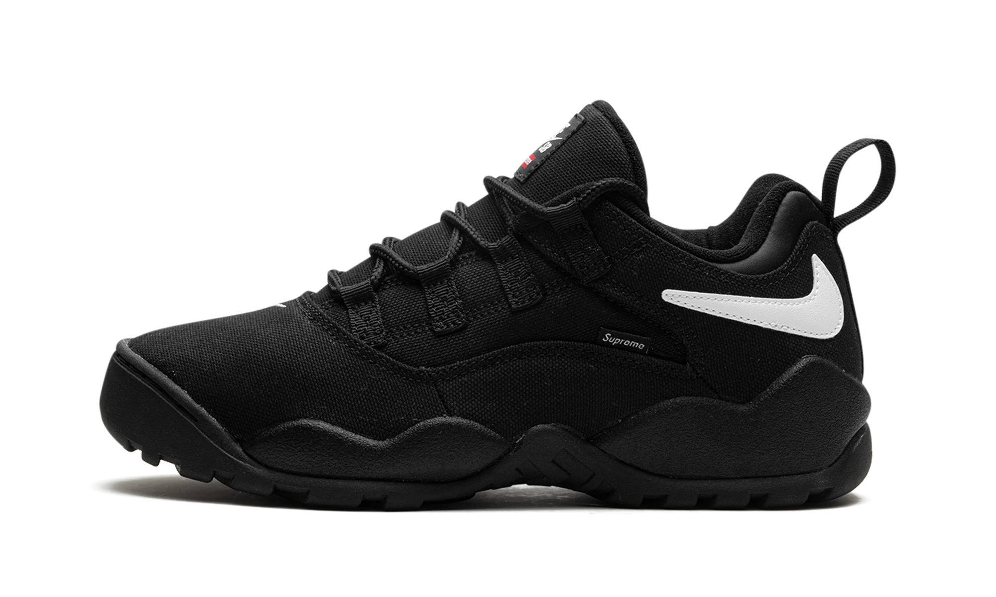 SB Darwin Low "Supreme - Black" FQ3000 001