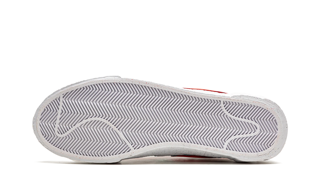 Blazer Low "Sacai - Kaws Red" DM7901 600