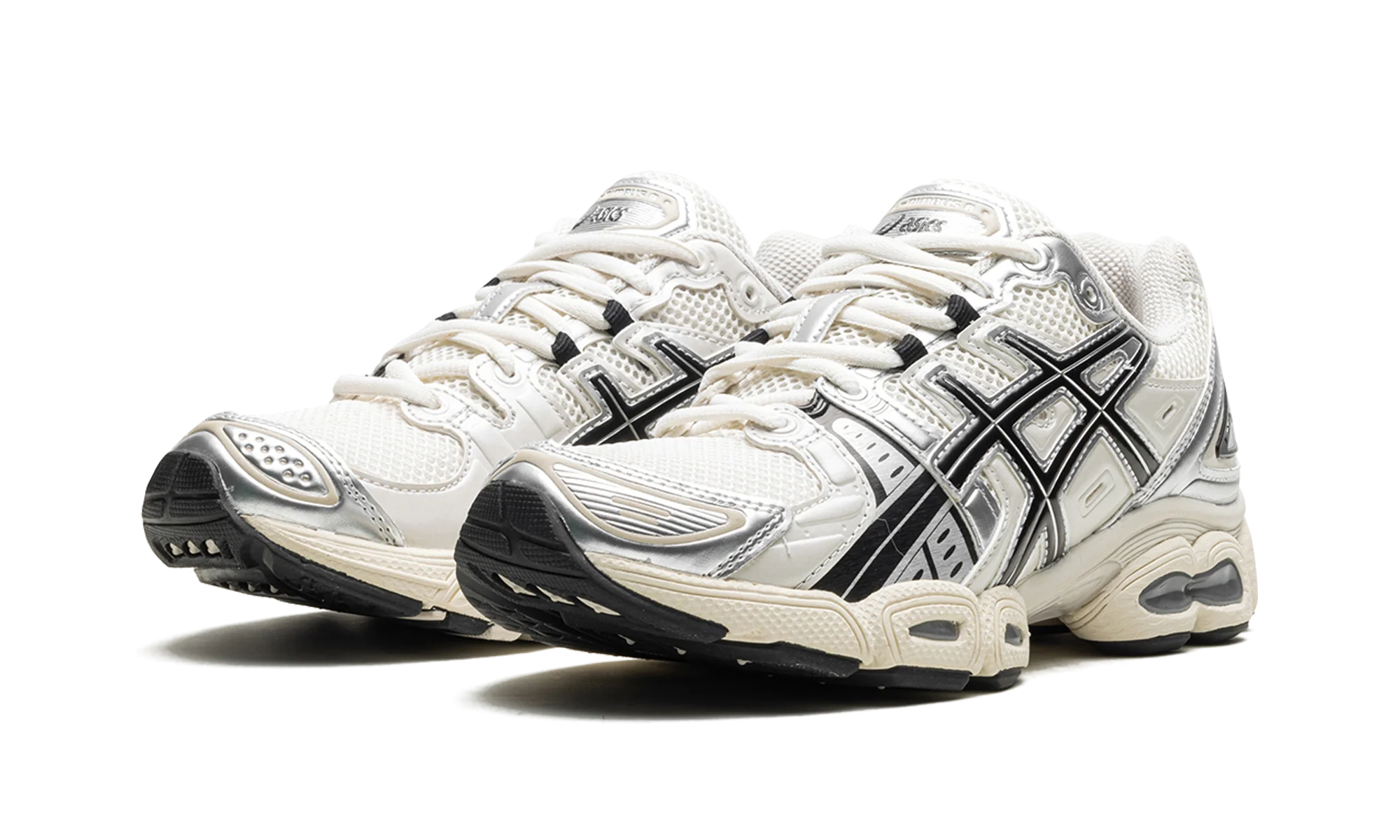 Gel Nimbus 9 "Cream / Black" 1201A424 105
