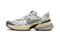 V2K RUN WMNS "Metallic Silver" FD0736 100