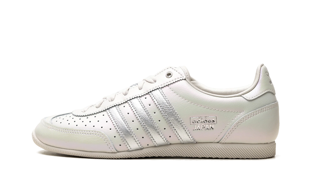 Japan WMNS "Grey One Chalk Pearl" IH1605