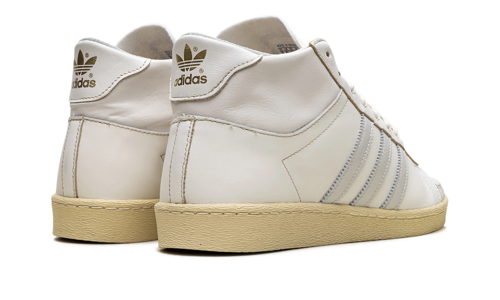 Jabbar Hi "Off White Orbit Grey" IH3183