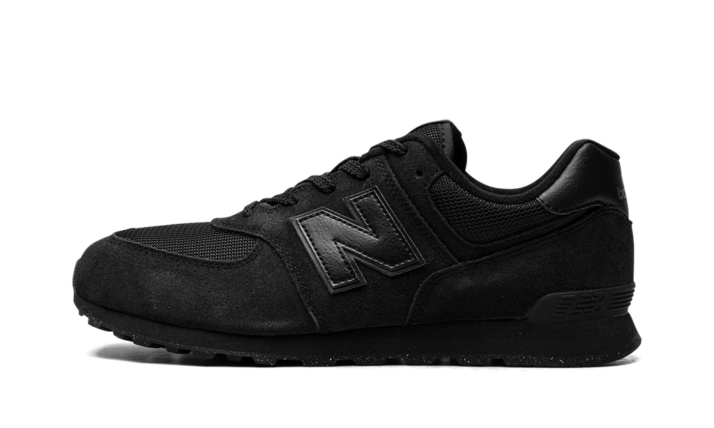 574 GS "Triple Black" GC574EVE