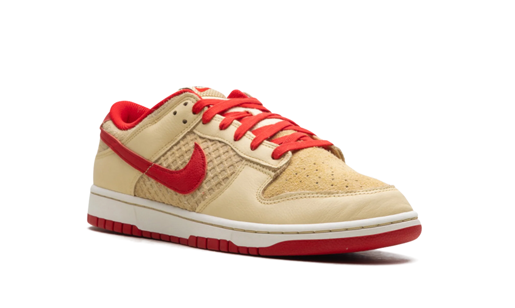 Dunk Low "STRAWBERRY WAFFLE" HJ9100 294